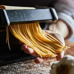 Baccarat Gourmet 150mm Pasta Machine Black 15 Baccarat Gourmet 150mm Pasta Machine Black -Gourmet Sales Shop 1028815 bcblkpastamaker 5 1000x1000