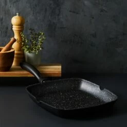 Baccarat STONE Grill Pan 28cm -Gourmet Sales Shop 1028998 bcstonegrill28cm 02