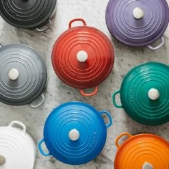 Baccarat Le Connoisseur Cast Iron Round French Oven 29cm 6.3L Purple -Gourmet Sales Shop house lecon on location photoshoot5 2 1